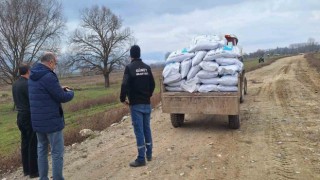 Simavda bin dekar mera alanında gübreleme çalışması