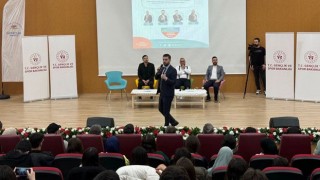 Sınav Stresini Yenmek İçin Motivasyon Semineri