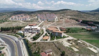 Sındırgıda 240 aile ev sahibi olacak
