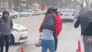 Siverekte aniden bastıran dolu hayatı olumsuz etkiledi
