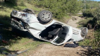 Takla atan otomobil ters döndü: 2 yaralı