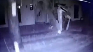Tarihi caminin yerle bir olduğu ana ait görüntüler yıkımın boyutunu gözler önüne serdi