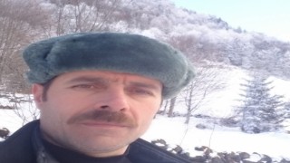 Tartıştığı babasını tabancayla öldürdü