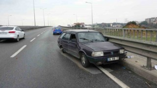 Tekeri çıkan otomobil bariyere çarptı: 1 yaralı