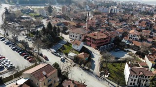 Terk edilen, yıkılan veya yıkılmaya yüz tutan tarihi evler endişe kaynağı