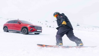 Togg T10X kar pistine çıktı