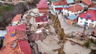 Tokatta heyelan felaketinin vurduğu Günebakan köyü dronla havadan görüntülendi