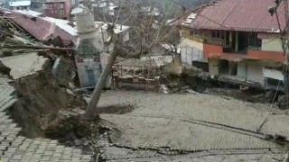 Tokatta minaresi düşen cami tamamen yıkıldı