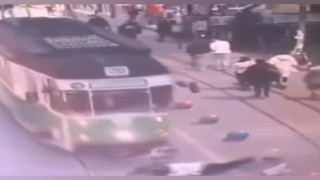 Torununu kurtarmak isterken tramvayın altında kalarak hayatını kaybetmişti... Kaza anının görüntüleri ortaya çıktı