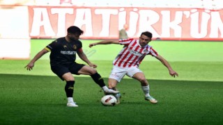 Trendyol Süper Lig: Antalyaspor: 2 - İstanbulspor: 0 (İlk yarı)