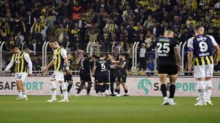 Trendyol Süper Lig: Fenerbahçe: 0 - Alanyaspor: 1 (İlk yarı)