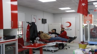 Türk Kızılayı günde ortalama bin 150 hastanenin kan ihtiyacını karşılıyor