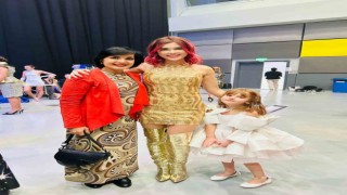 Türk modacıdan Dubai Moda Haftasında çıkarma