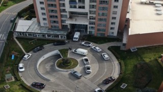 Ümraniyede dini nikahlı eşi ve 2 kızını öldürdü