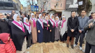 Umre yolcuları dualarla uğurlandı