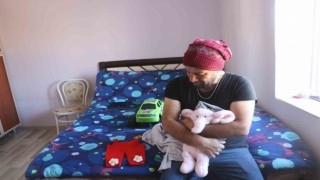 Uyuşturucu bağımlısı eski eşinden çocuklarını almaya çalışıyor