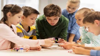 Uzman isim ‘Okulların açılmasıyla salgın riski kapıda diyerek uyardı