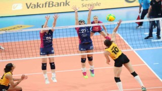 V. Bank, Şampiyonlar Liginde çeyrek finale yükseldi