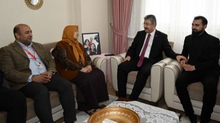 Vali Yılmaz’dan Ailesini Kaybeden Vatandaşa Ziyaret