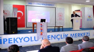Vanda ‘deneyap teknoloji atölyeleri bilgilendirme ve tanıtım toplantısı yapıldı