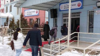 Vanın ilçeleri Özalp ve Sarayda okullar bir gün tatil edildi