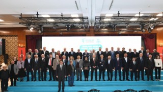Vuslat Platformundan Balıkesirde ‘Yerelden Genele Hizmet Anlayışımız konferansı