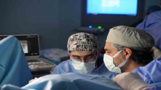 Yabancı ülkelerden doktorlar, şehir hastanesindeki ameliyatları izlemek için sıraya girmeye başladı