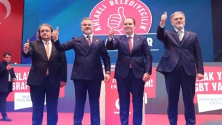 Yeniden Refah Partisi Genel Başkanı Erbakan: “Kimseye kazandırmak için değil, kendimiz kazanmak için seçimdeyiz”
