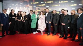 Yılın iddialı komedi filmi C Takımına eğlenceli gala