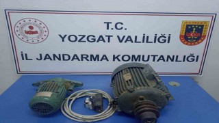 Yozgatta hızar dinamosu ve elektrik kablosu çalan 2 zanlı tutuklandı