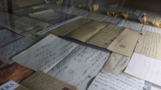 Yüzlerce yıllık el yazması ve nadir eserlere böyle sahip çıkılıyor