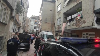 Zeytinburnunda 2 gündür kendisinden haber alınamayan kişi evinde ölü bulundu