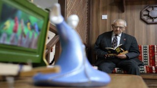 13 yıldır huzurevinde yaşayan şair: Yanan ışıklara gözüm düşüyor