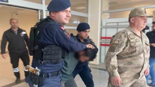 3 kişiyi öldüren cinayet zanlısı ile 3 şüpheli tutuklandı