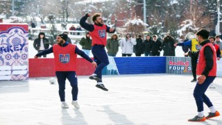 4e 4 futbol turnuvası: Red Bull Four 2 Score başlıyor