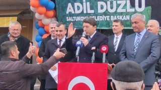 Adalet Bakanı Tunça engelli gençten Binali Yıldırım sürprizi