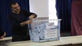 Adanada oy kullanma işlemi tamamlandı oy sayımı başladı