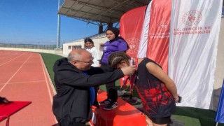 Afyonkarahisarda Atletizm Gençler Müsabakaları sona erdi