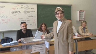 Aile ve Sosyal Hizmetler Bakanı Göktaş, Ankarada oyunu kullandı