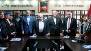 AK Parti Adayları Başer ve Pekdemirden şehit aileleri ve gazilere anlamlı ziyaret