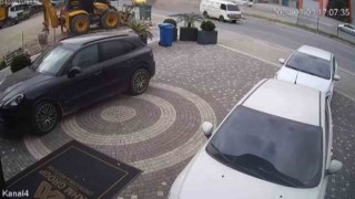 Alanyada 2 kişinin öldüğü feci kaza kamerada