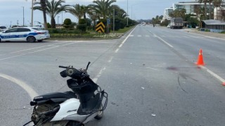 Alanya'da kamyon ile motosiklet çarpıştı: 1 ölü