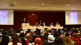 Anadolu Üniversitesi ev sahipliğinde Kadının Güçlendirilmesinde Neredeyiz? paneli düzenlendi