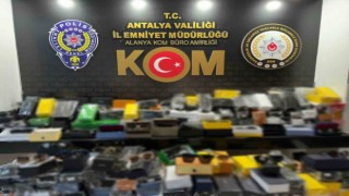 Antalyada 4 ilçede kaçakçılık operasyonu