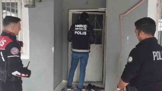 Antalyada uyuşturucu operasyonu: 17 tutuklama