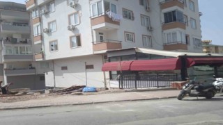 Apartmanın 3. katından düşen kız çocuk yaralandı