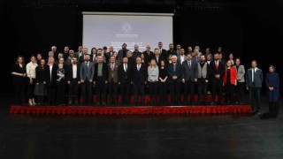 Atatürk Üniversitesinde bilimsel teşvik töreni