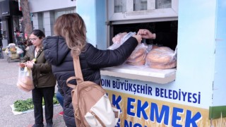 Aydın Büyükşehir Belediyesinden 7,5 liraya Ramazan pidesi