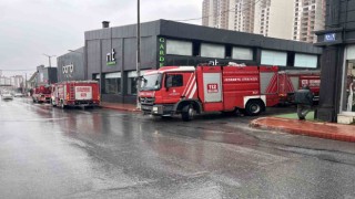Bahçeşehir Mobilyacılar Çarşısında korkutan yangın