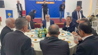 Bakan Işıkhan, Adıyamanda AK Parti teşkilatıyla iftar yemeğinde bir araya geldi
